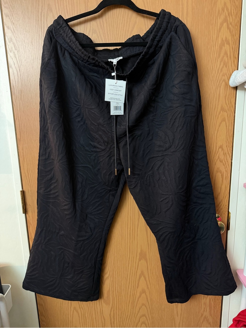 Women's Black Embossed Wide-Leg Lounge Pants - Mary Square Lula Pants